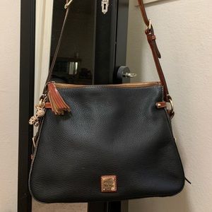 D&B Scarlett Crossbody Sac